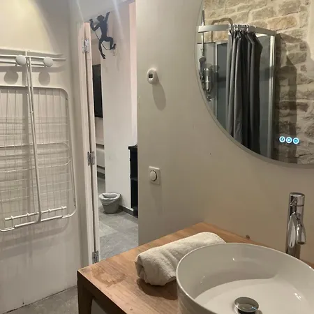 Moutarde & Elegance - Charme De Apartment *
